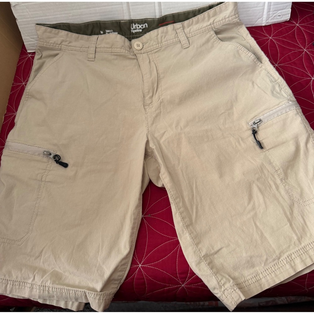 Urban Pipeline SuperFlex Mens Cargo Shorts Khaki Tan Size 36 Zip Pockets Stretch